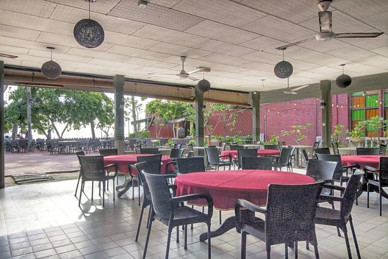 Sandy Beach Resort By Casa Loma Pantai Cenang  Exterior photo