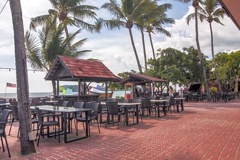Sandy Beach Resort By Casa Loma Pantai Cenang  Exterior photo